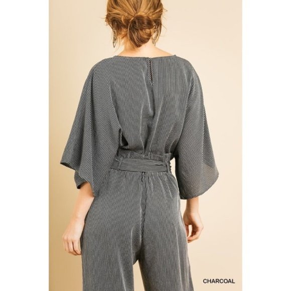 Umgee | Carmen Pinstripe Jumpsuit Paperbag Wide Sleeve Charcoal Black New Medium - Picture 11 of 15